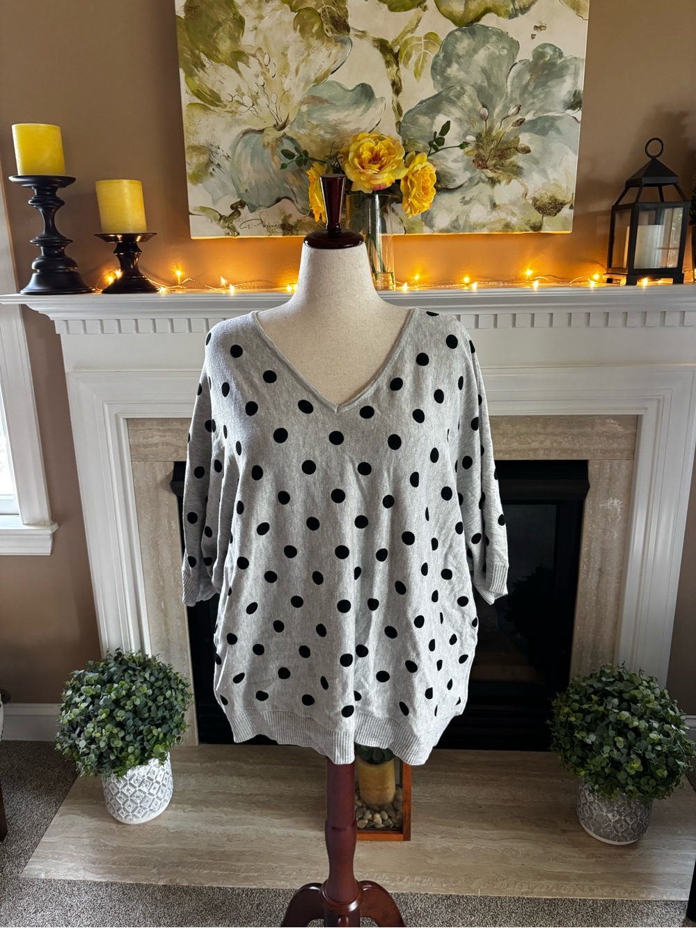 *NEW* Premise Woman - V-Neck Light Sweater - Size 3X